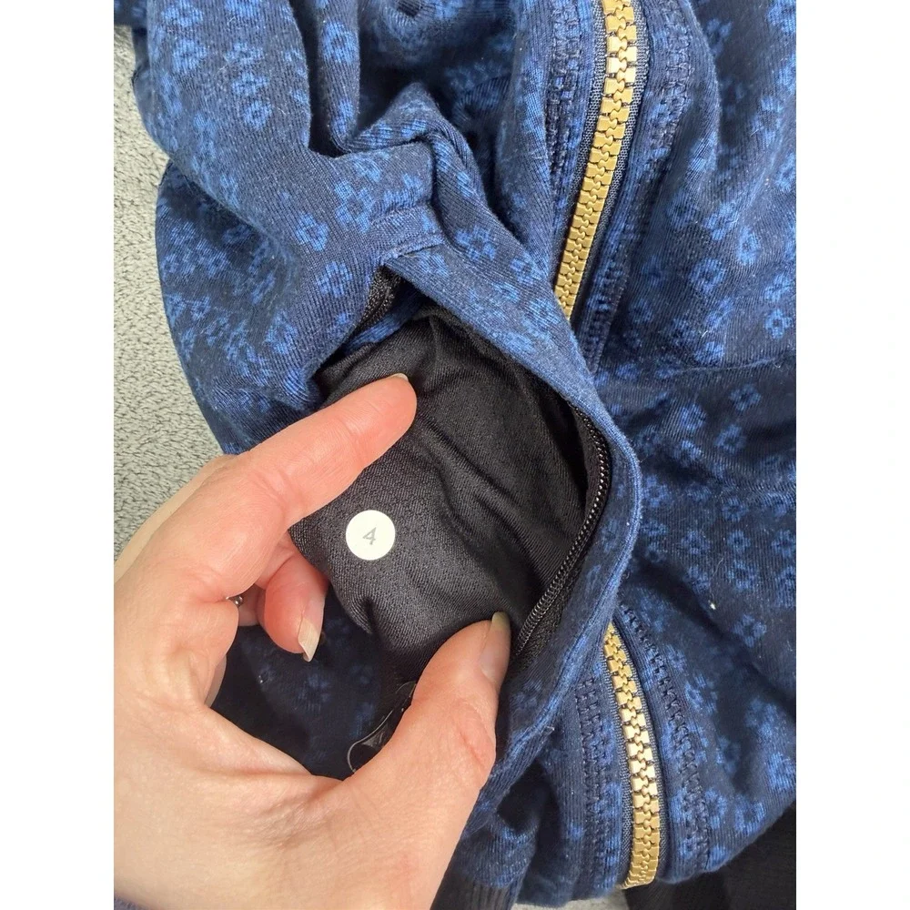 Lululemon H'Om Run Jacket Women's Size 4 Blue Full Zip